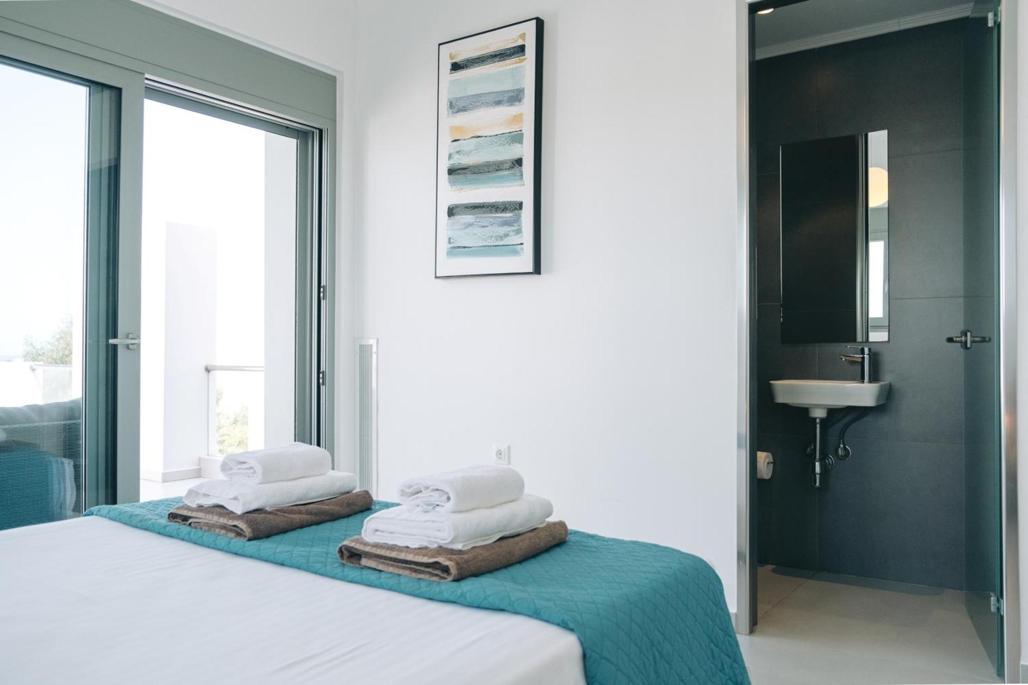 Stavrós Helios A Modern Large Villa With Private Pool Set In A Quiet Location מראה חיצוני תמונה