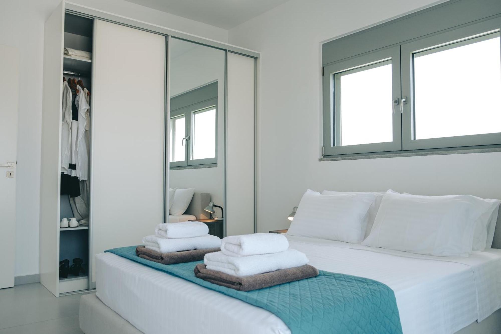 Stavrós Helios A Modern Large Villa With Private Pool Set In A Quiet Location מראה חיצוני תמונה
