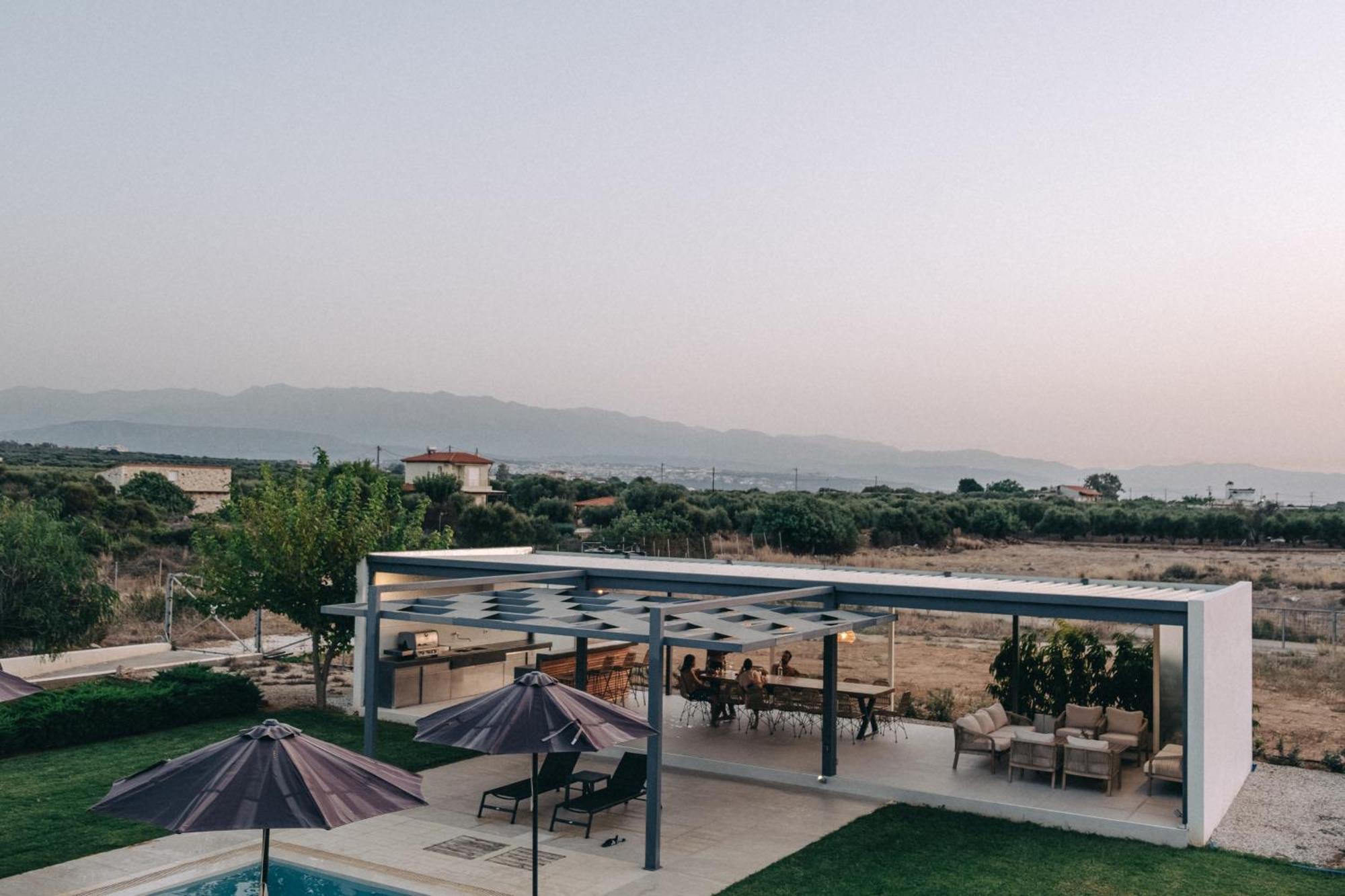 Stavrós Helios A Modern Large Villa With Private Pool Set In A Quiet Location מראה חיצוני תמונה