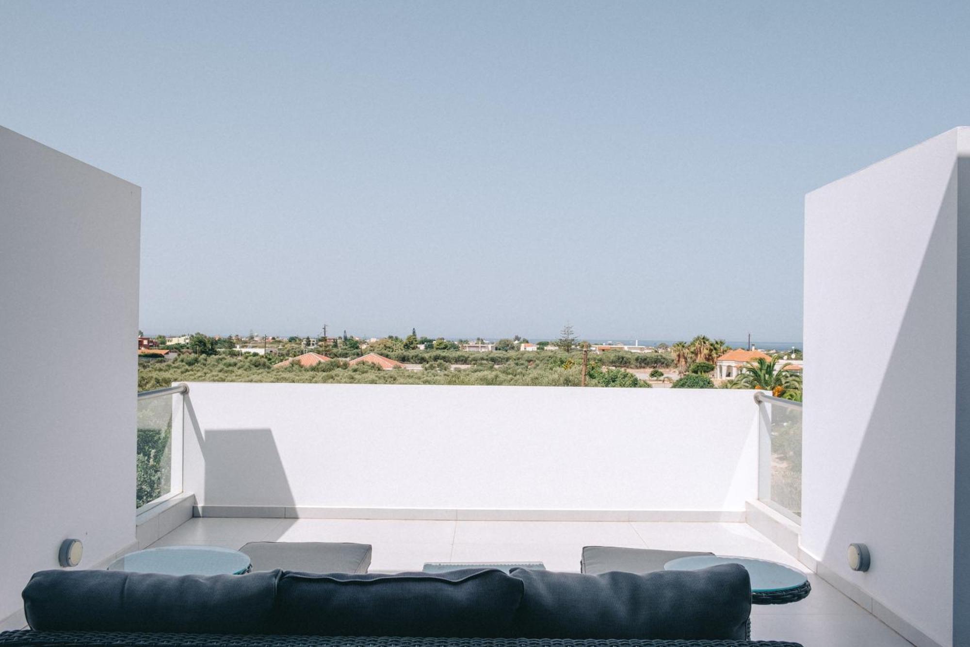 Stavrós Helios A Modern Large Villa With Private Pool Set In A Quiet Location מראה חיצוני תמונה
